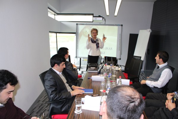 "Time management" training for Azercosmos employees